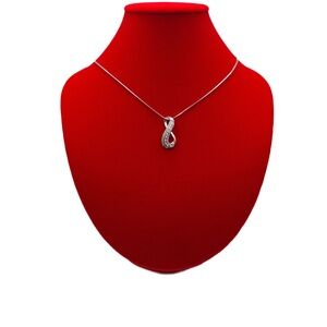 Elegant 925 Silver Diamond Infinity Pendant Necklace